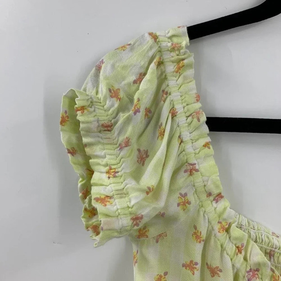 Abound Women's Floral Ruffle Cropped Green Lime Cream in Picnic Check M NWT - Picture 3 of 12